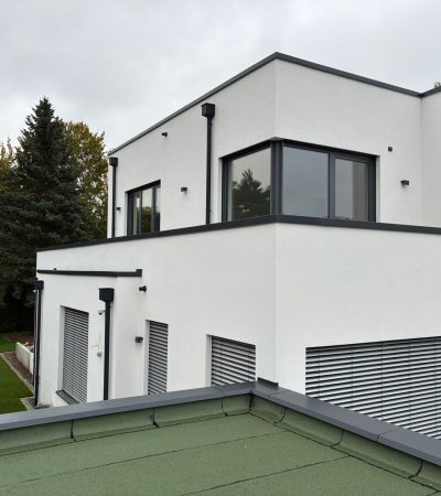 Flachdach_Metallabdeckungen_Wasserablaufsystem_Meerbusch